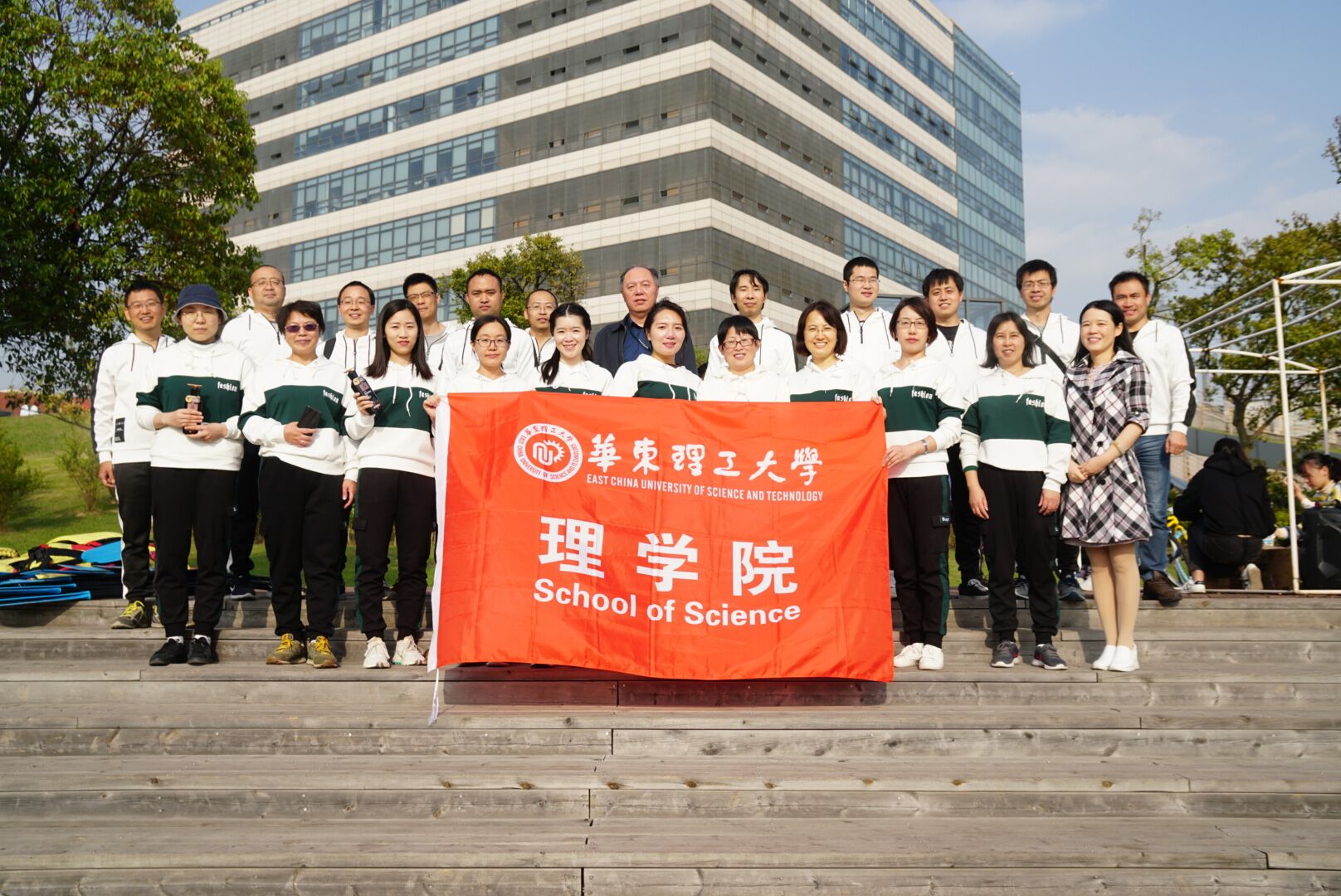 华东理工大学毕业证(华东交大理工学院毕业证)