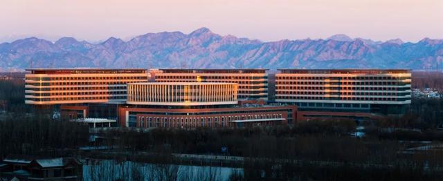 首都医科大学文凭(首都医科大学本科在哪)