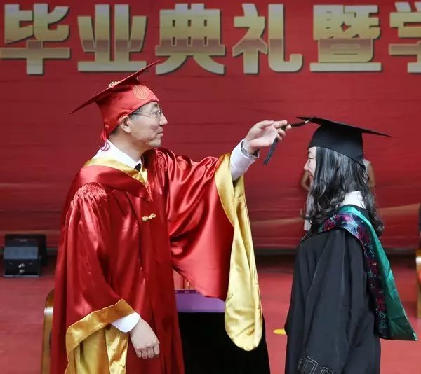 中国农业大学毕业证书封面图片大全
