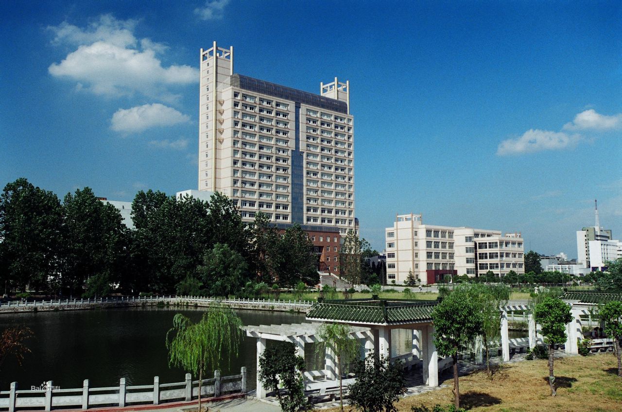 武汉理工大学土木工程与建筑学院
